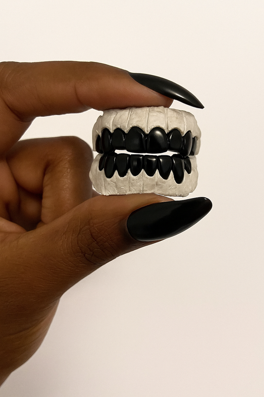 Black Grillz 6 Piece (Extended Fangz)